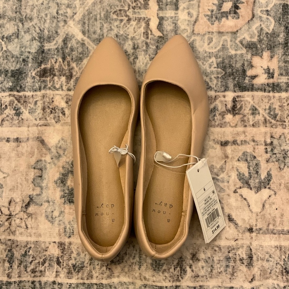 a new day Nude Flat